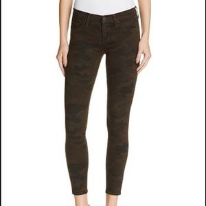 NWT Hudson ankle length skinny camo jeans